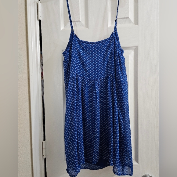 Hollister Dress with Sequins - Picture 7 of 10